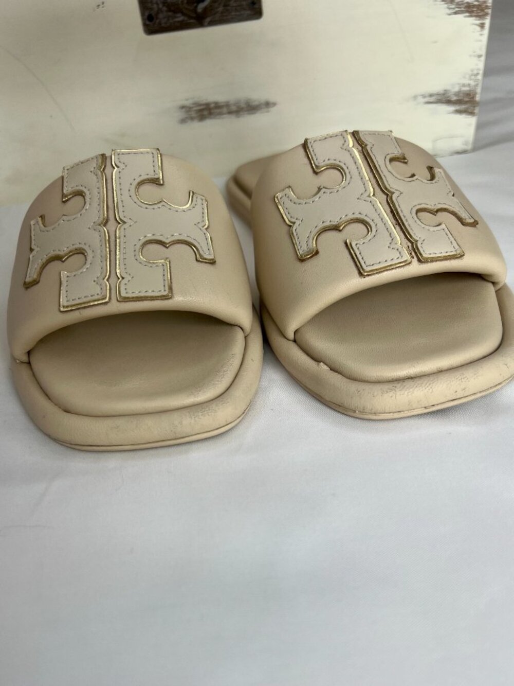 Tory Burch Double T Sport Slide Sandals Sz 6.5 Dulce De Leche Napa Leather Gold - Picture 8 of 13